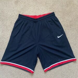 Nike men’s mesh basketball shorts
